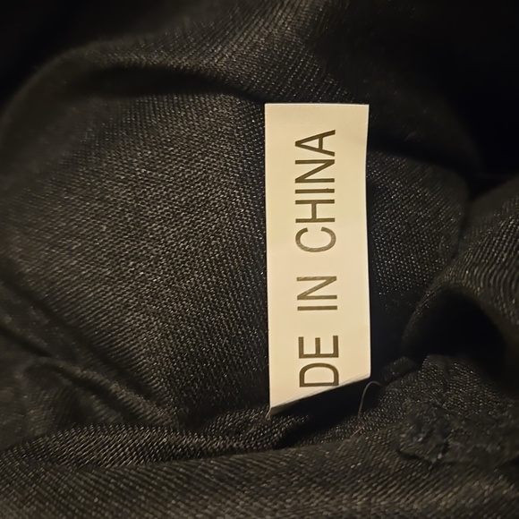 Black Pleather Purse Backpack - Picture 6 of 7